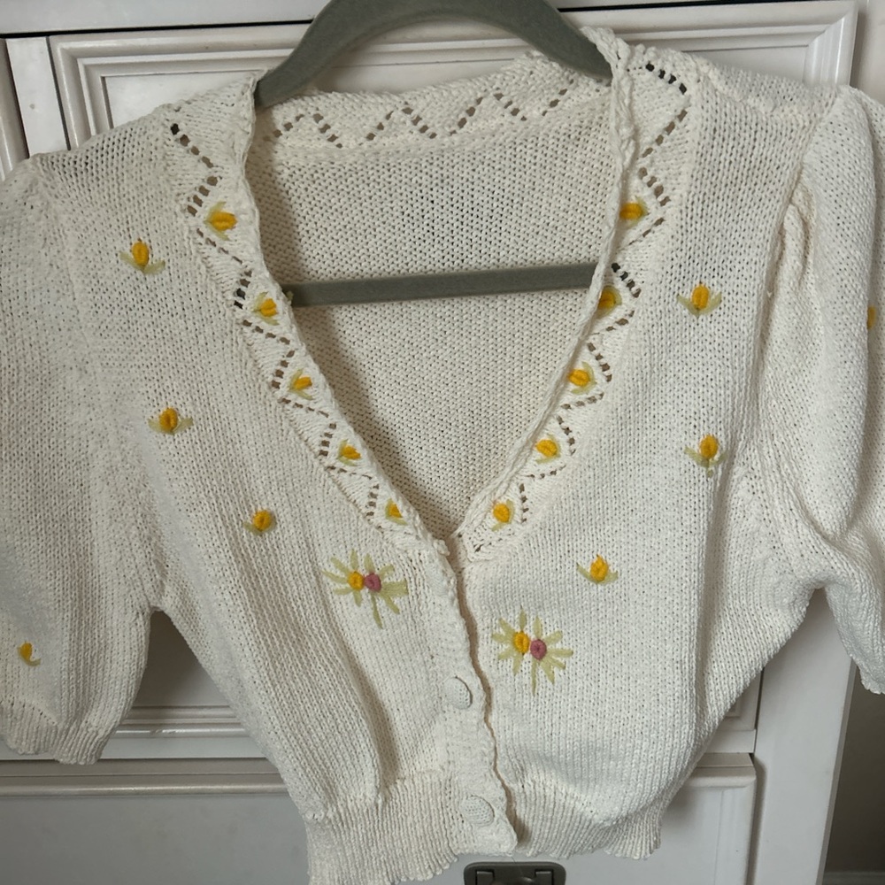 Cider Cream Cardigan with Yellow Floral Details